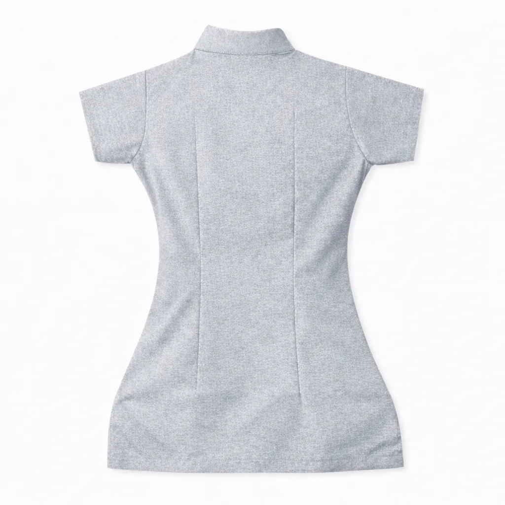Casaca AK'AB gris jaspeado vista posterior, uniforme de enfermería mujer espalda completa manga corta gris jaspeado